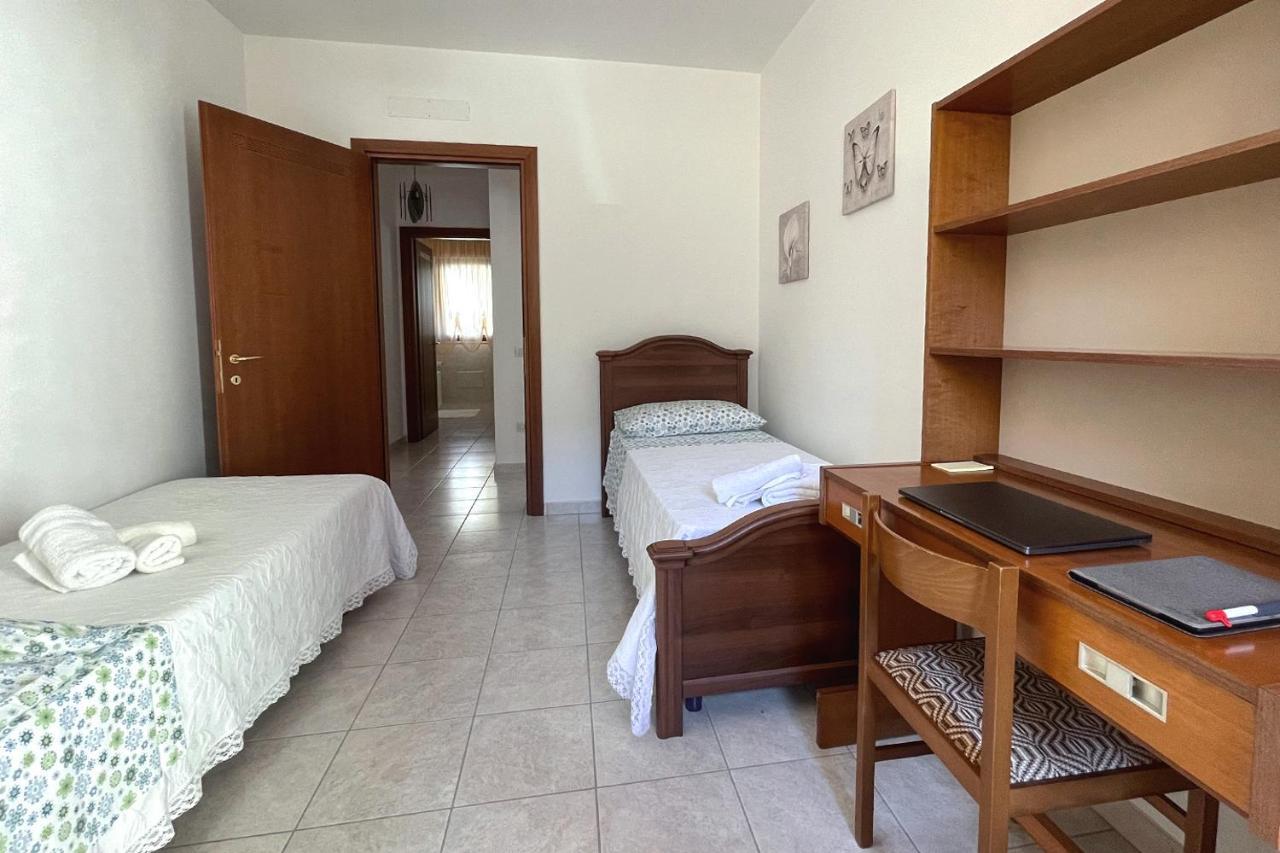Aristanis Home Vacation Apartment Oristano Luaran gambar