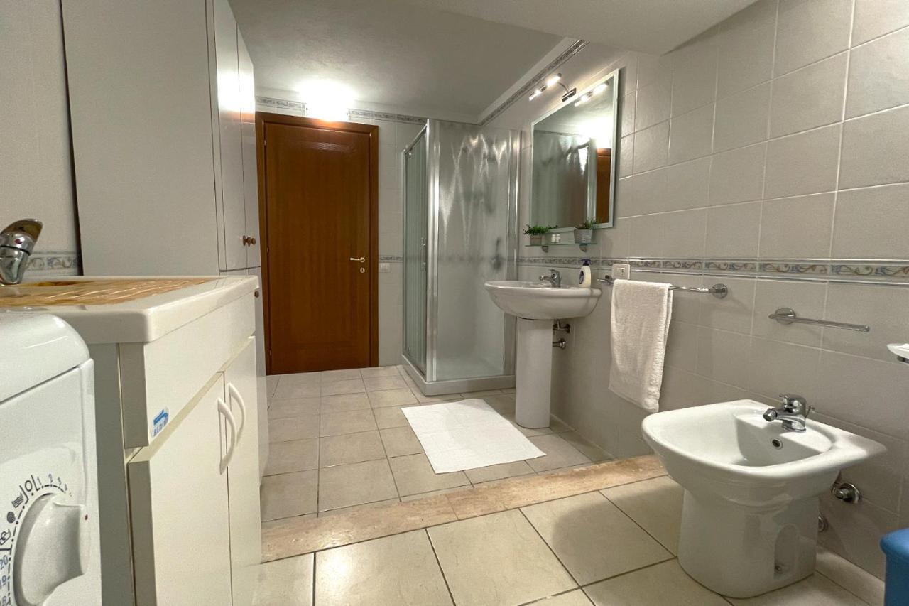 Aristanis Home Vacation Apartment Oristano Luaran gambar